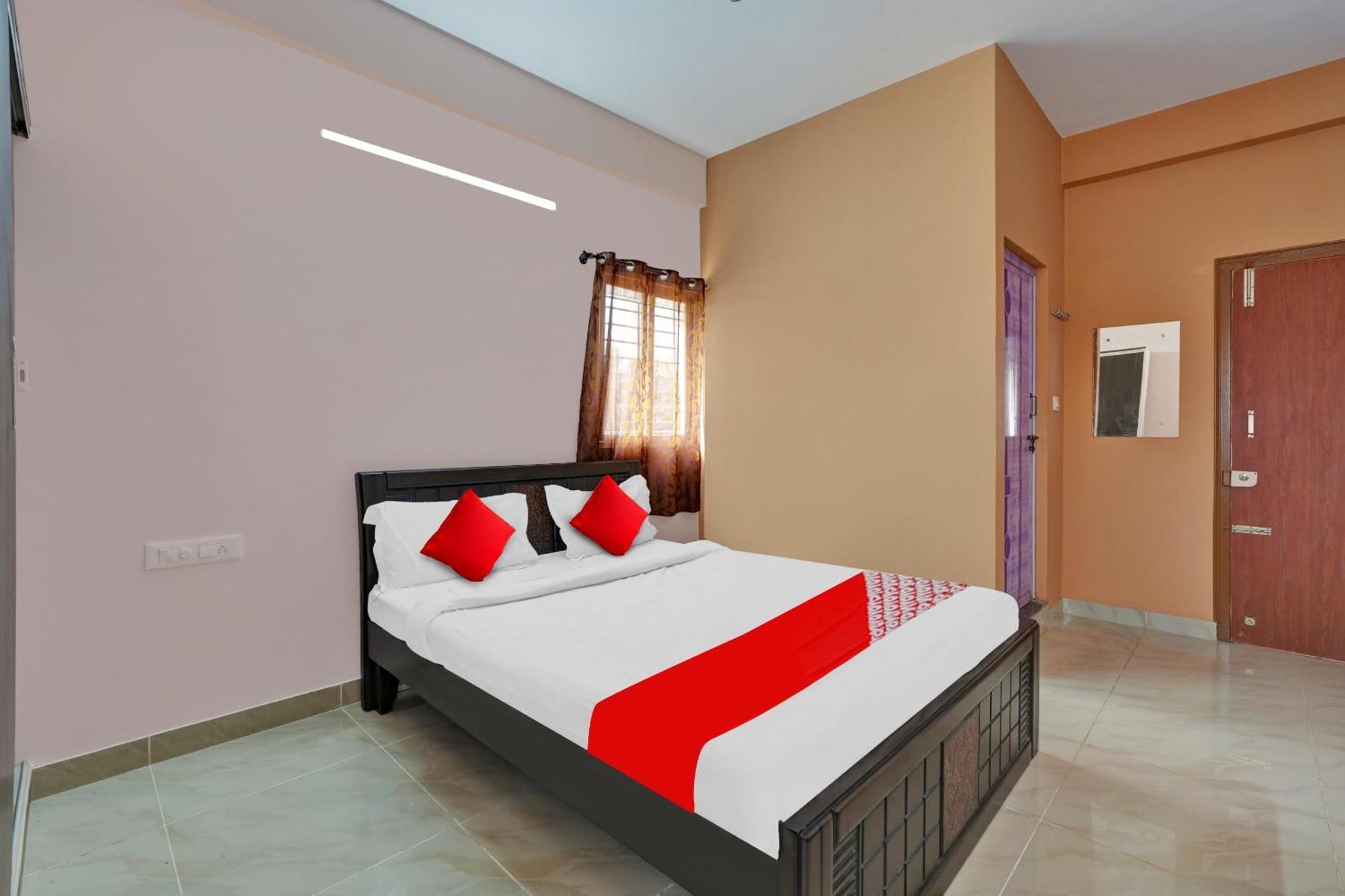 Spot On Sanjay Lodge Yelahanka Dış mekan fotoğraf