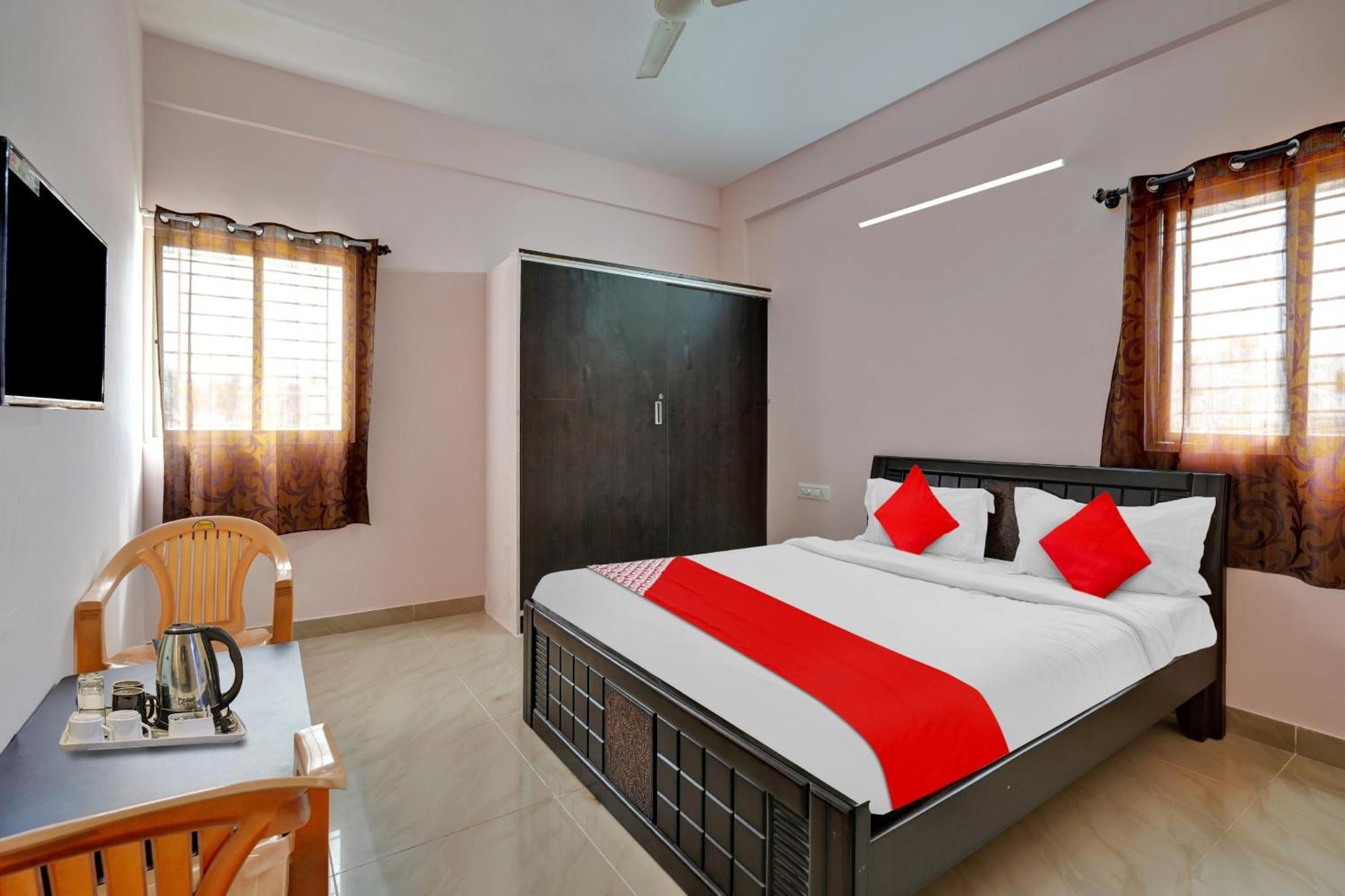 Spot On Sanjay Lodge Yelahanka Dış mekan fotoğraf